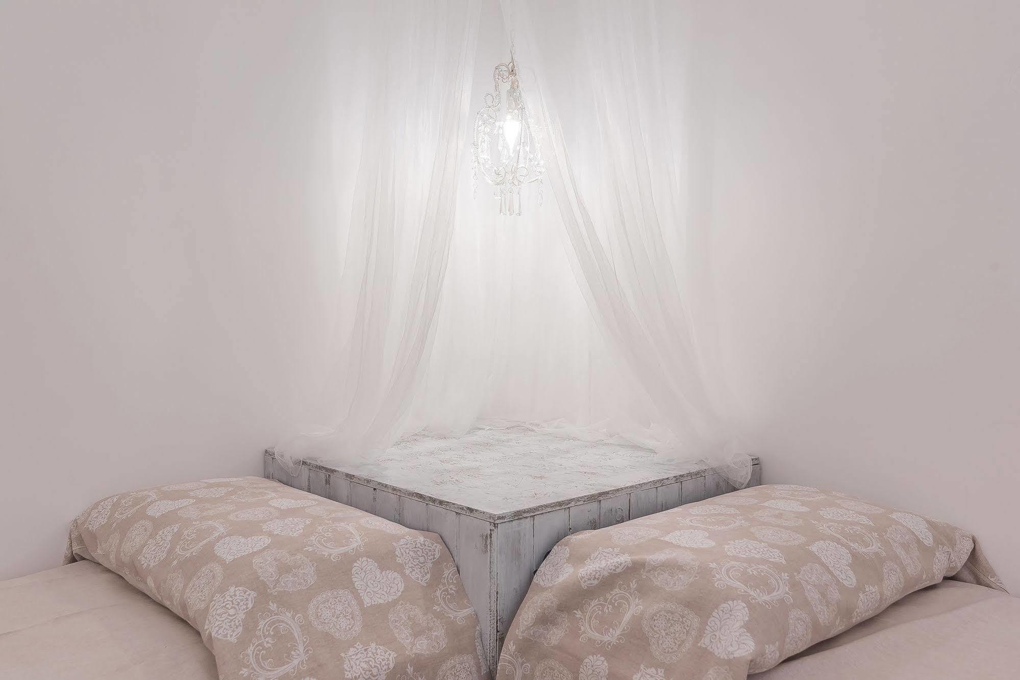 เล วิลลาเนลเล บีแอนด์บี Bed & Breakfast เนเปิลส์ ภายนอก รูปภาพ