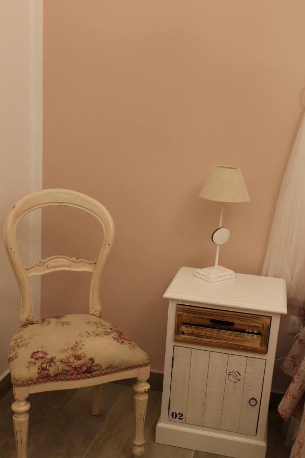 เล วิลลาเนลเล บีแอนด์บี Bed & Breakfast เนเปิลส์ ภายนอก รูปภาพ